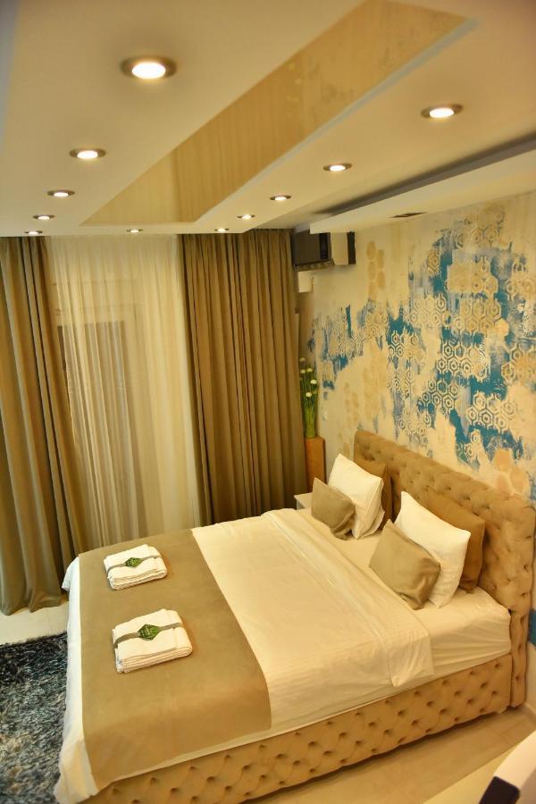 Design Apartment Premium Spa Lux 4 Star "Dubai" Completely Private Wellness & Spa Free Included Sauna & Jacuzzi & Salt Wall & Fire Place & 3D Ceilings & Business Wifi & Netflix & Keyless Code Entry & Full Smart App & Secure 2 Parking Place Ćuprija Buitenkant foto