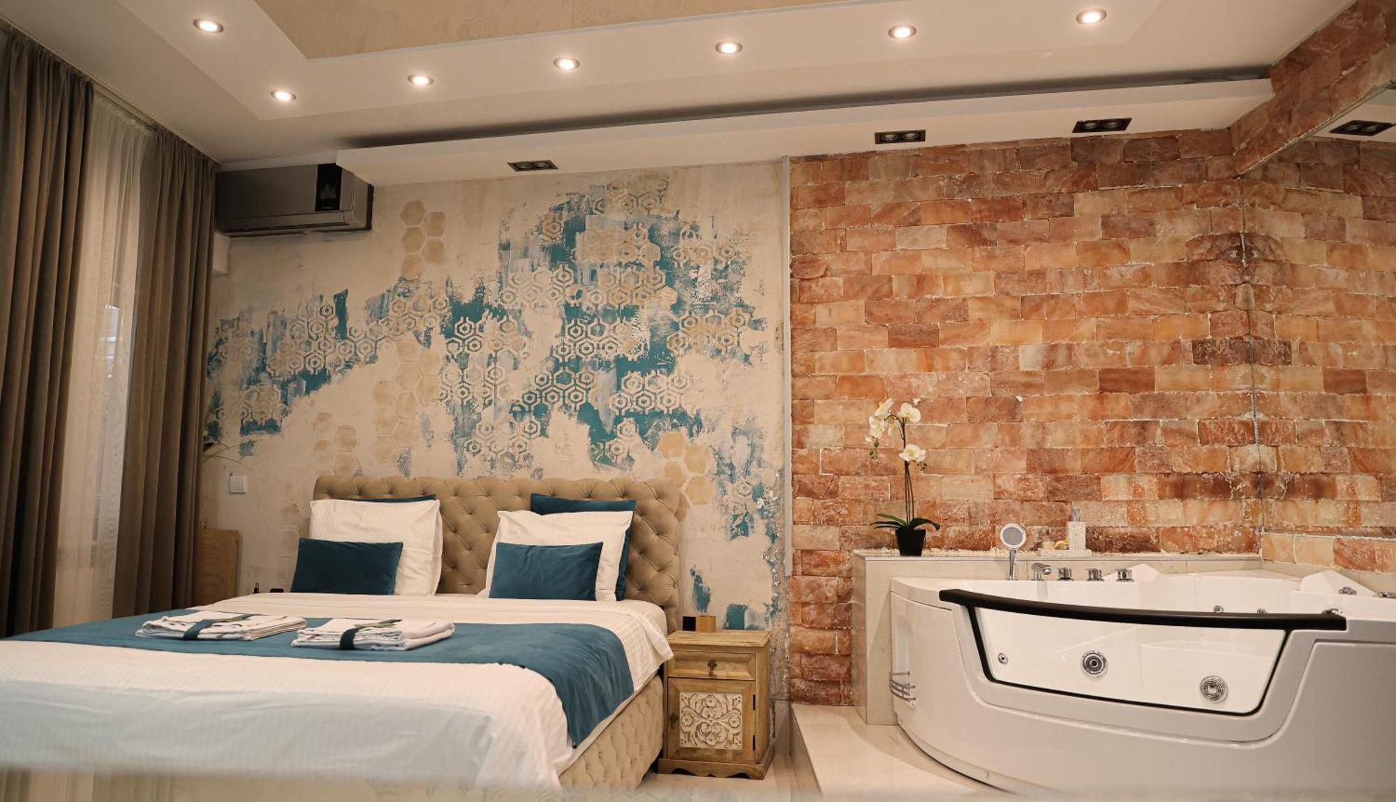 Design Apartment Premium Spa Lux 4 Star "Dubai" Completely Private Wellness & Spa Free Included Sauna & Jacuzzi & Salt Wall & Fire Place & 3D Ceilings & Business Wifi & Netflix & Keyless Code Entry & Full Smart App & Secure 2 Parking Place Ćuprija Buitenkant foto